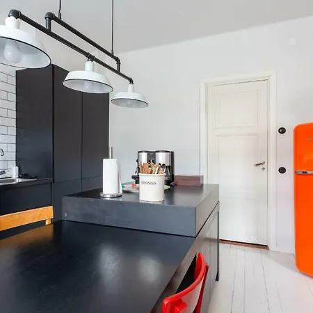 Wehost Toeoeloenkatu Helsinki